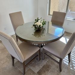 Dining Room Table Set - Like New