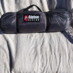 Alpine Design Tent *Excellent Used Once Condition