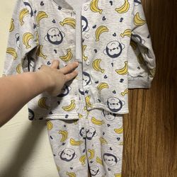 Free baby winter thick clothes，suitable for under 4 years old kid