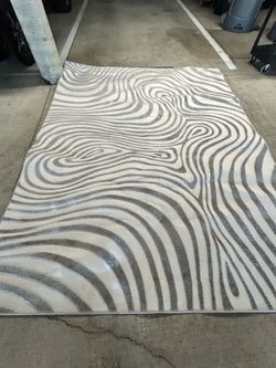 2 gorgeous rugs - Mint condition !  Scandinavian Collection