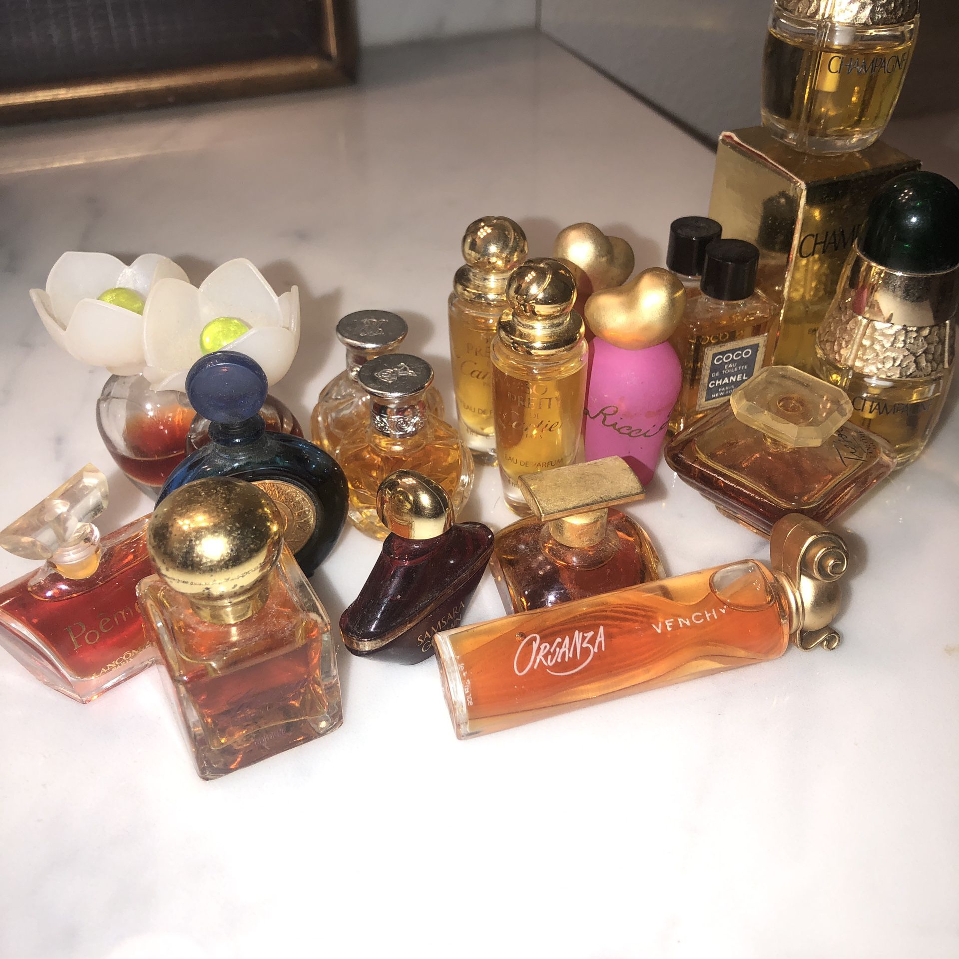 Mini Vintage French Womens Perfume Bottles Lot Of for Sale in Aliso Viejo,  CA - OfferUp