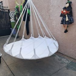 Saucer  Swing Columpio