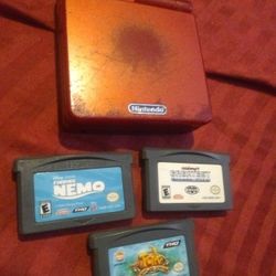 Gameboy SP With 3 Games 