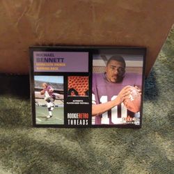 2001  MICHAEL BENNETT ROOKIE RETRO THREADS CARD 