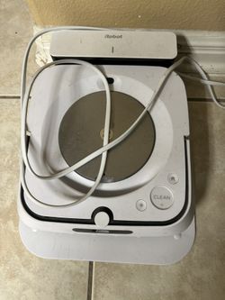 iRobot Braava jet m6 (6110) Wi-Fi Connected Robot Mop