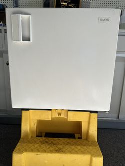 Mini Refrigerator