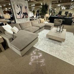 $10 PAYMENT 👌Sophie Cocoa Velvet 4 Piece Sectional Sofa 👌