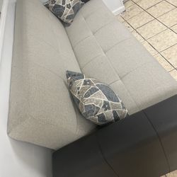 BRAND NEW COUCH-NEVER USED 