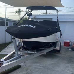 2015 Yamaha 212x