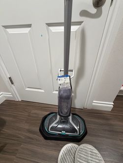 Bissell SpinWave Powered Hard Floor Mop