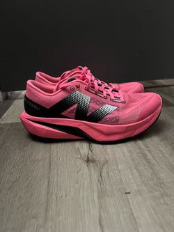 New Balance Rebel V4 Size 9