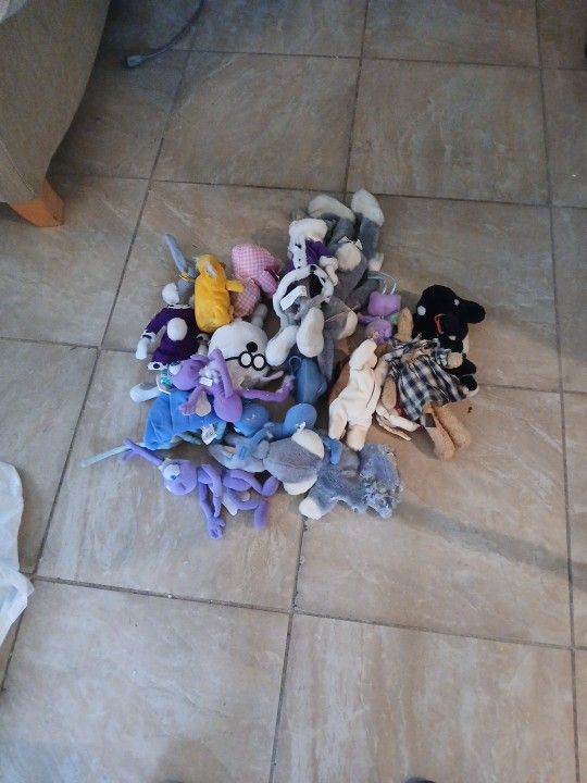 Teddy Bears 16 for $7