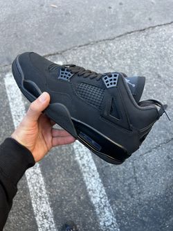 Air Jordan 4 Retro Black Cat 2025 