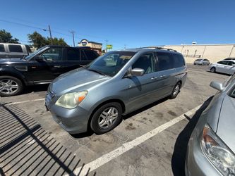 2005 Honda odyssey