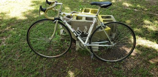 Road Bike Vitus Dural