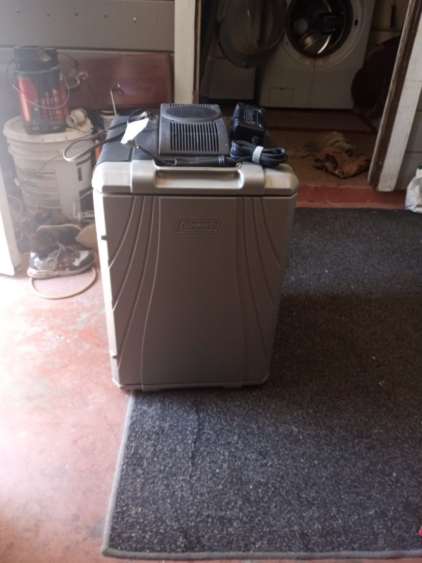 Coleman Model 564 12v Cooler