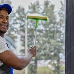 💦 Window And Gutter Cleaning 