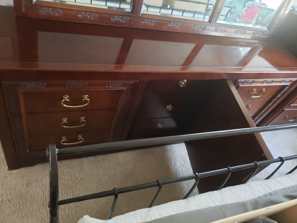 Bernhardt dresser with mirror