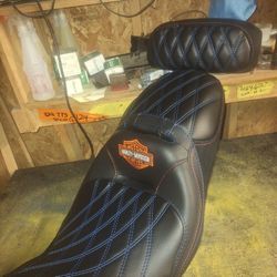 Motorcycle Seats 