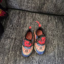 Boys Shoes Size 10 