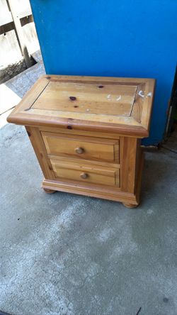 Bedroom nightstand