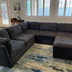 *Free Delivery* Costco Modular Sectional Couch Sofa & Ottoman 