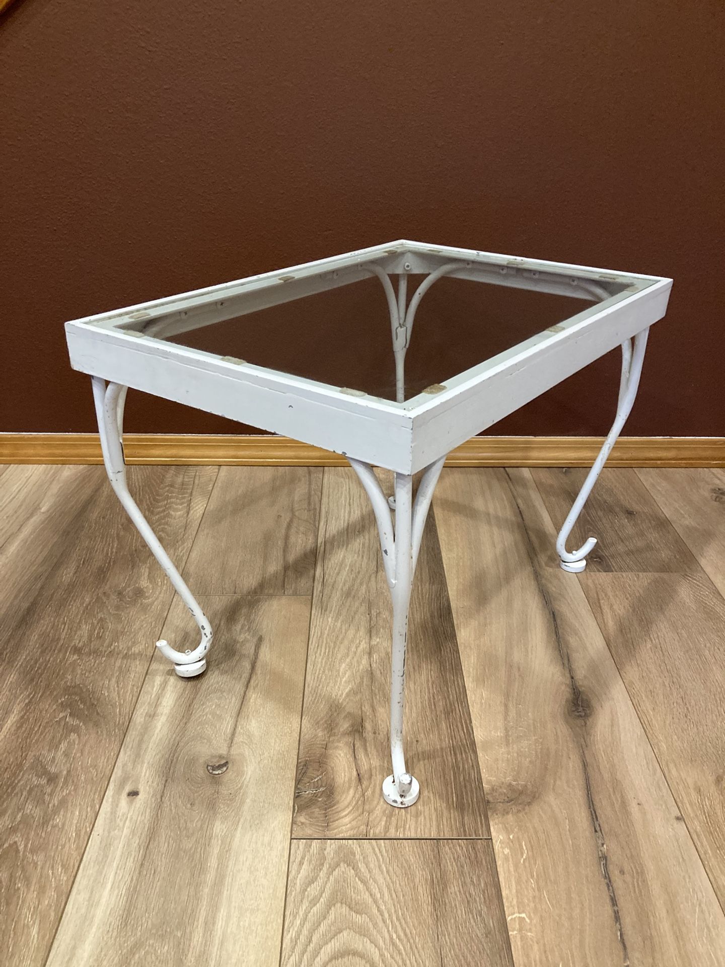 Mid century MCM Woodard wrought Iron & Glass Patio Side Table 24”x16”x17”h
