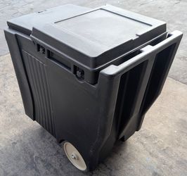 Came bro. ICS 175tb sliding lid black mobile ice bin-175 lb capacity tall mode