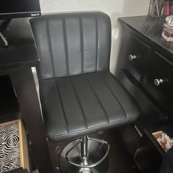 New Unused Beauty Chair Vanity Chair