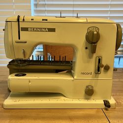 BERNINA 730 Record Sewing Machine Foot Control