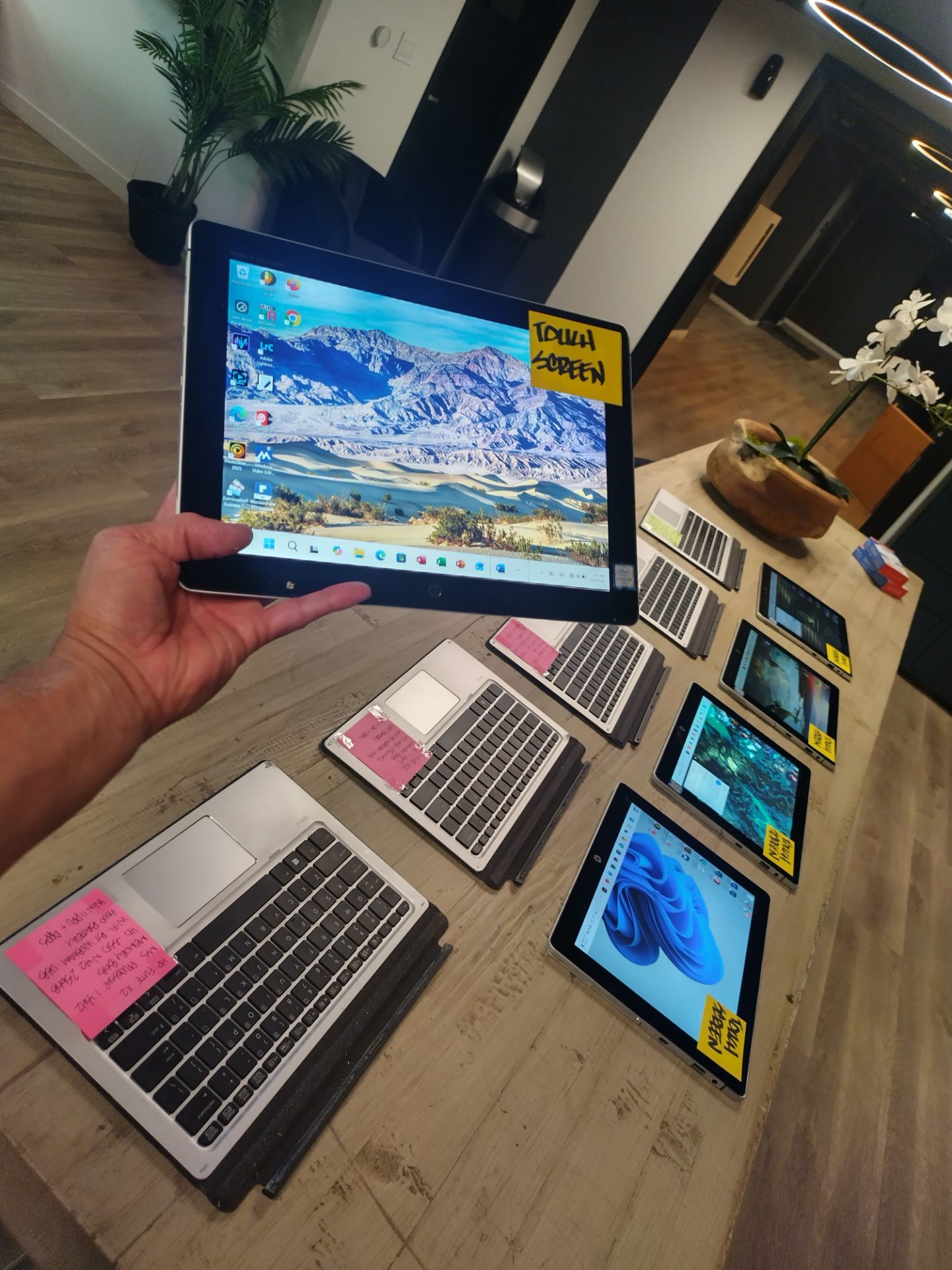 HP Tablet notebook - $250 - Win 11 Pro, office 365, fruity Loops Studio, serato, virtual DJ Pro - $250