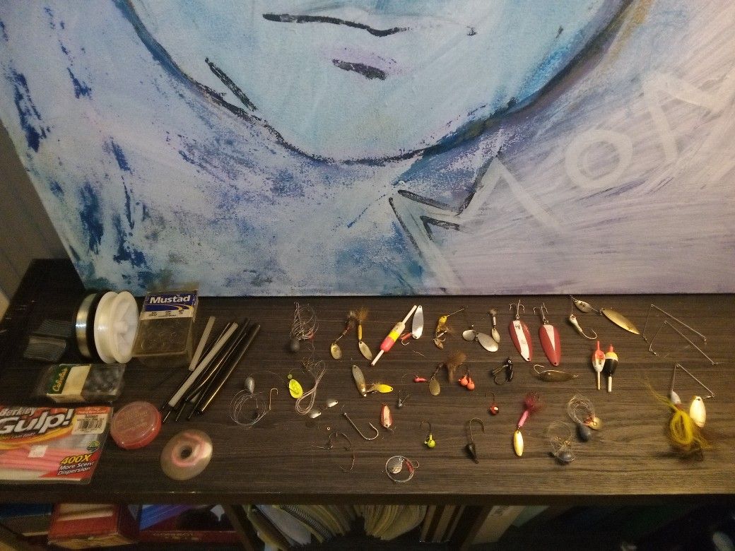 TONS OF FISHING STUFF FOR CHEAP