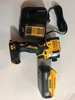DEWALT ATOMIC 20V MAX Lithium-lon Cordless 1/4 in.