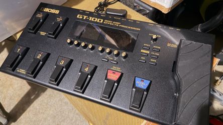 Boss GT-100