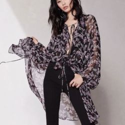 Victoria’s Secret sheer chiffon kimono duster floral ruffle women’s Size Small
