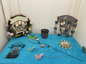Wreaths And Rustic Metal Yard Art