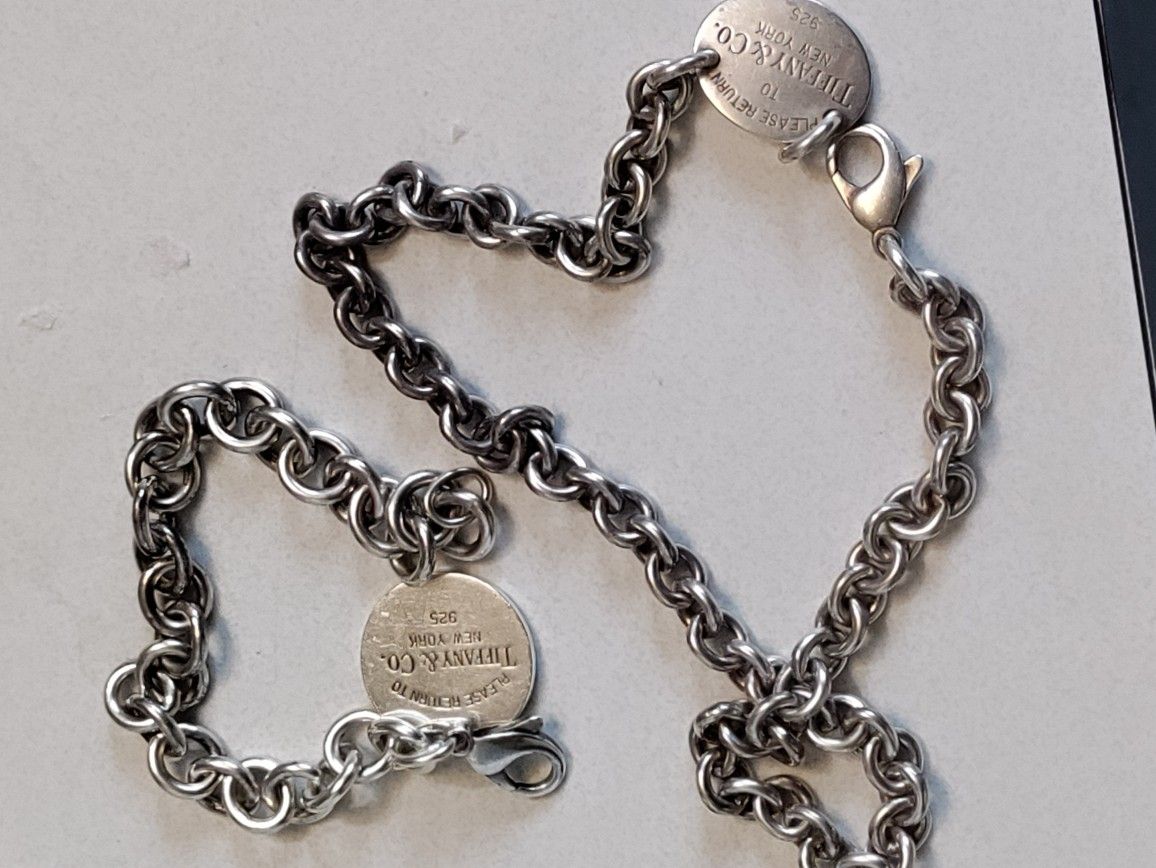 Authentic Tiffany & Co Necklace & Bracelet Set