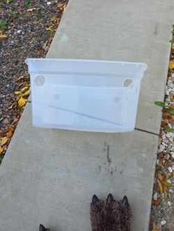 Plastic Bins 2,50$ (AURORA)