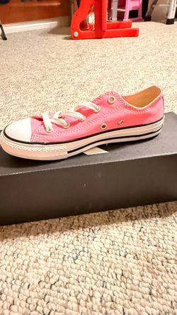 Pink Converse size 2