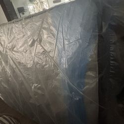Full Size Mattresses With Boxspring Almost  New 