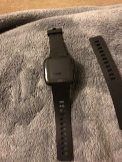 Fitbit Versa Smart Watch