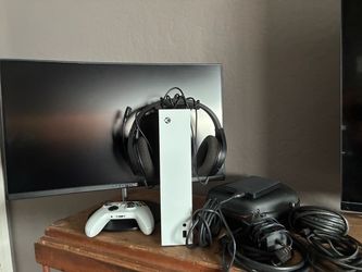 Xbox Series S + Extras
