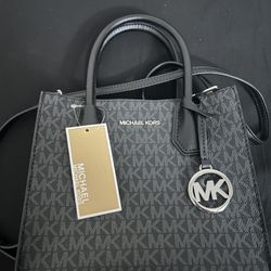 MK Michael Kors Mercer Messenger Bag!!!! (Read Description) 