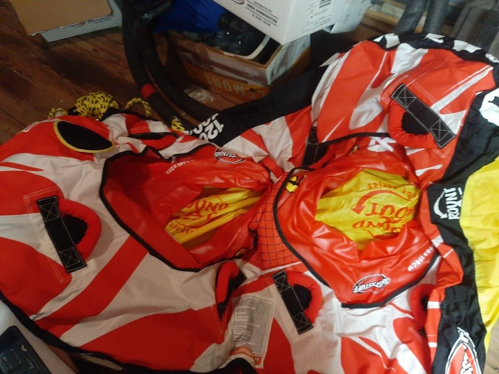 Sportsstuff CRAZY 8 round About Tube