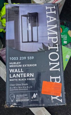 Hampton Bay wall lantern