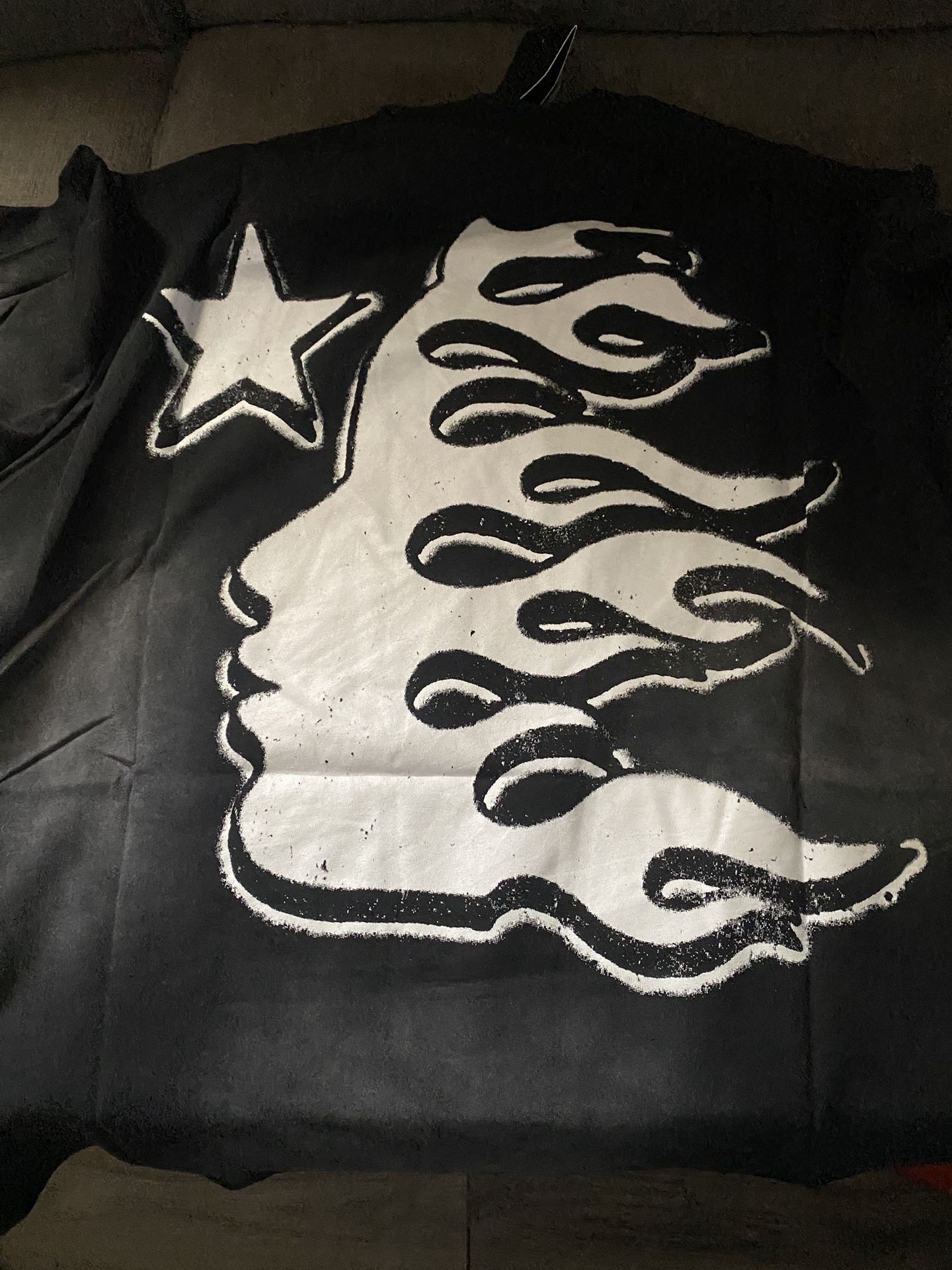 Selling hellstar shirts size medium