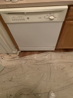 Steve  Microwave And A Dishwasher