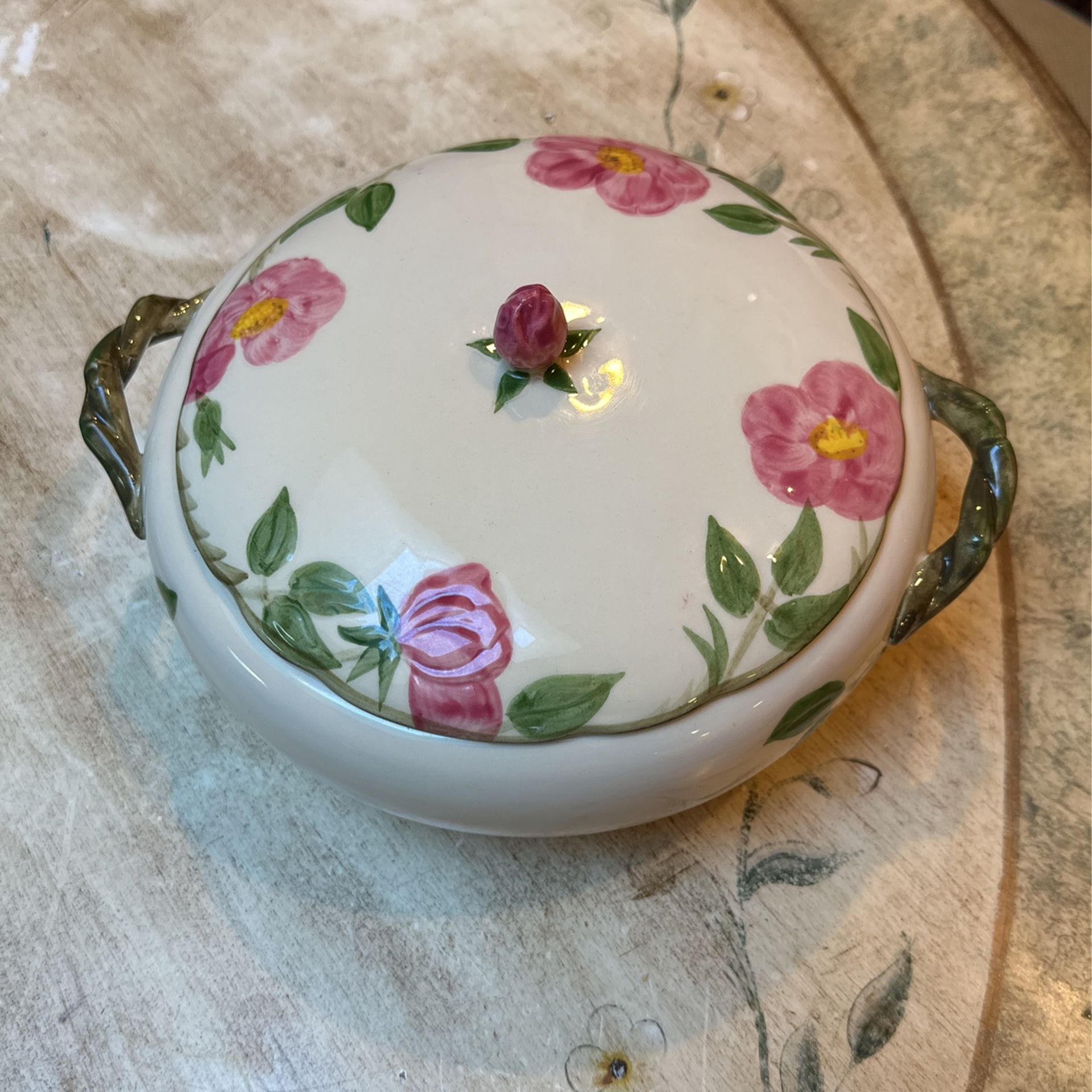 Franciscan Desert Rose Casserole Dish With Lid 