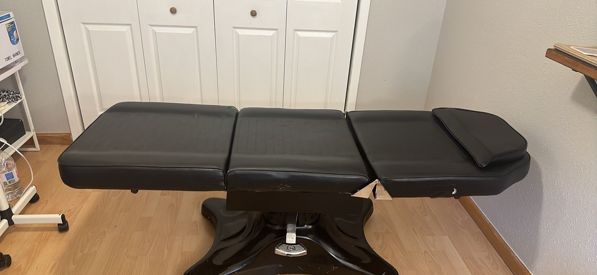 Tattoo Chair/ Bed For Facial Or Waxing