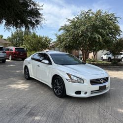 2014 Nissan Maxima